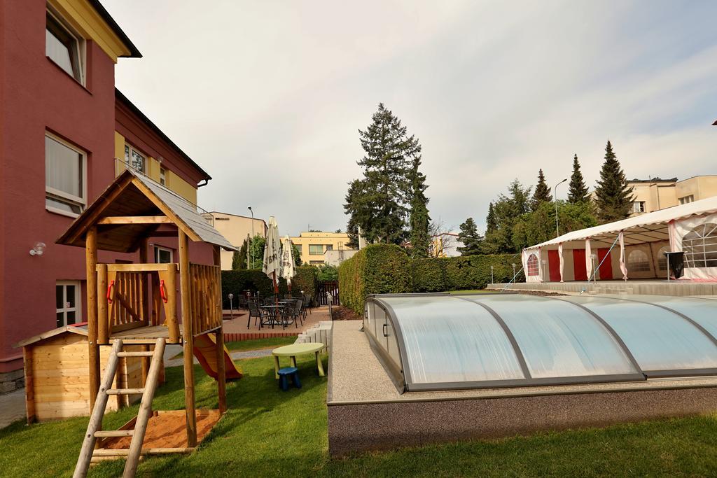 Pension Viola Domazlice Exterior photo
